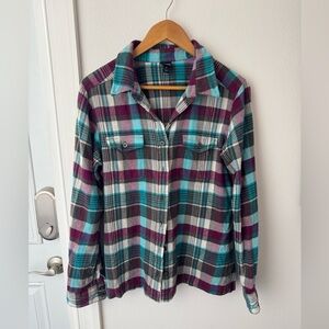 • Patagonia • W’s Flannel Size 8